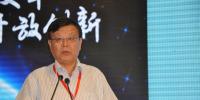 政協(xié)委員賴明:大數(shù)據(jù)發(fā)展需注重<font color=