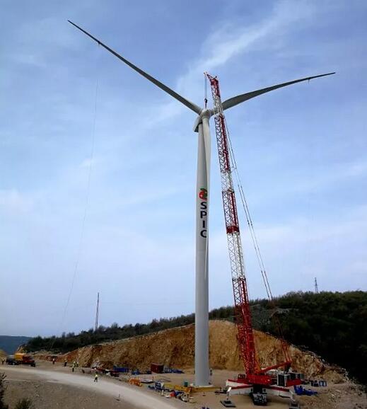 上海電力首個歐洲風(fēng)電項目圓滿完成第一臺風(fēng)機(jī)吊裝