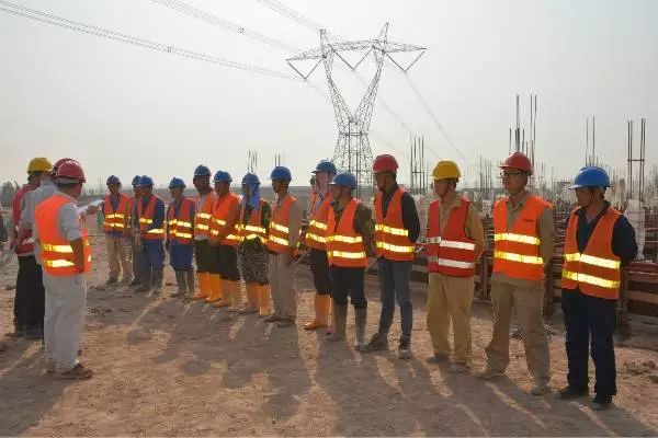 巴鐵缺電怎么辦？中國為它建造世界第二的線路！