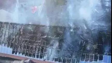 再預(yù)警 屋頂光伏又著火了 這次竟是小學(xué)屋頂！