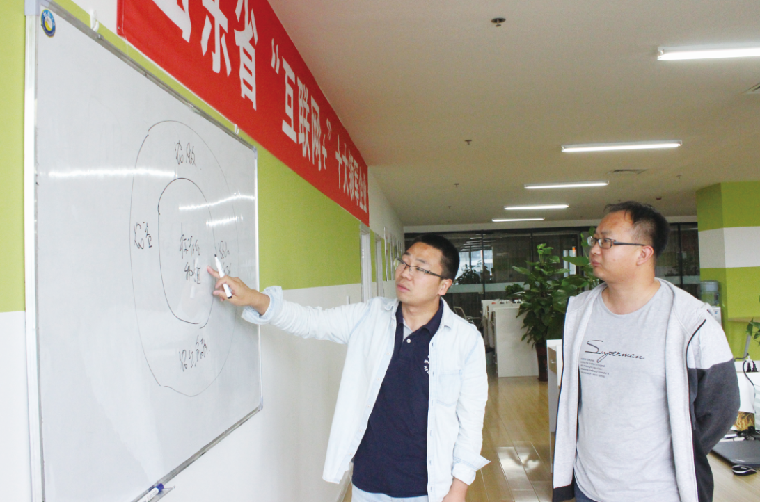 聚焦“互聯(lián)網(wǎng)+農(nóng)業(yè)”，80后小伙打造“種地保”平臺