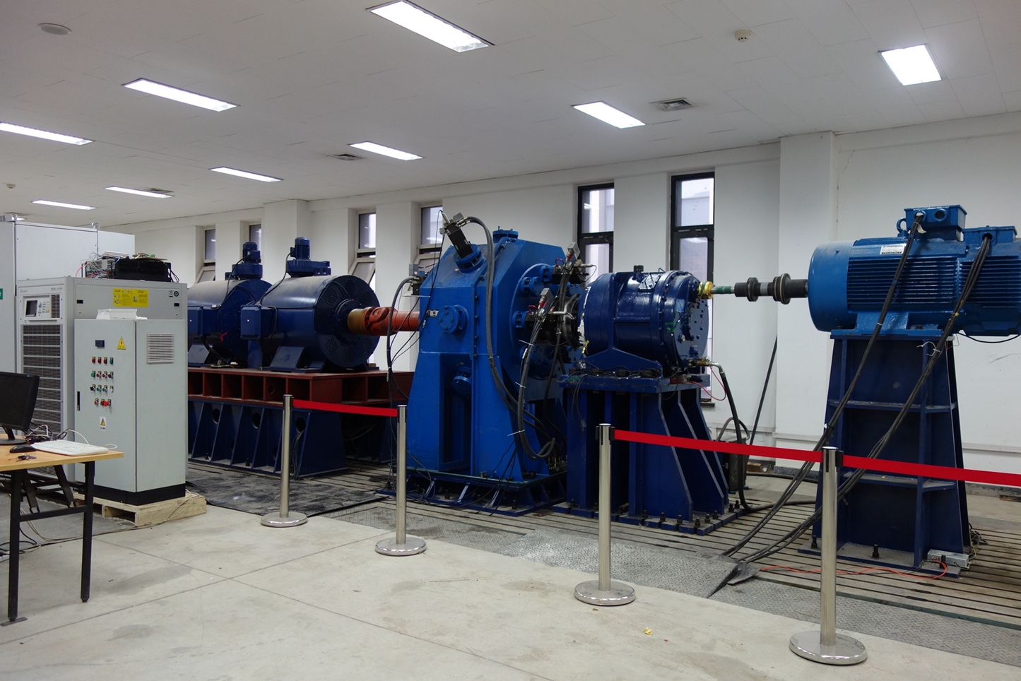 國家科技支撐計劃課題“大型風(fēng)電機(jī)組傳動鏈測試技術(shù)研究”通過技術(shù)驗收